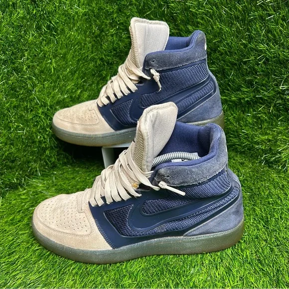 Nike Clean Sweep Sneakers - Picture 3 of 8